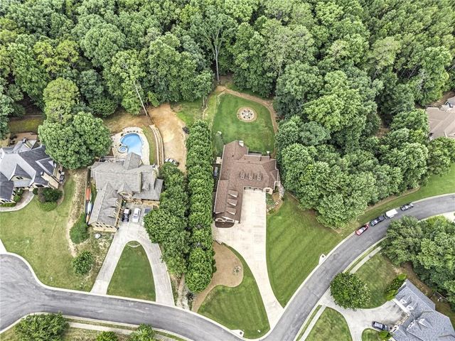 121 Estates At The Lake Drive, Canton, GA 30114