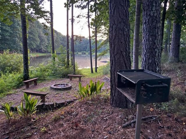 121 Estates At The Lake Drive, Canton, GA 30114