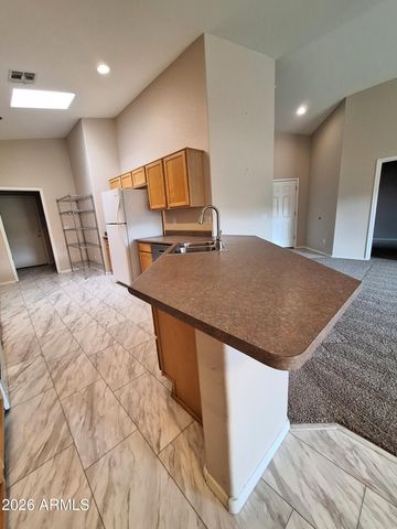 3307 E FREMONT Road, Phoenix, AZ 85042