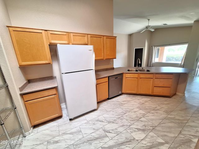 3307 E FREMONT Road, Phoenix, AZ 85042