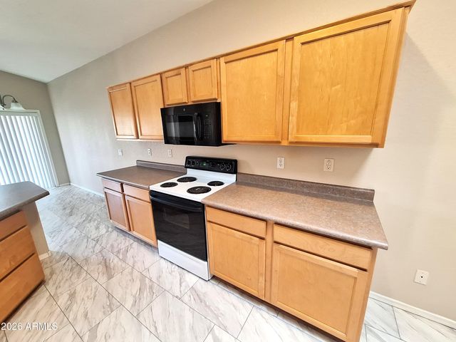 3307 E FREMONT Road, Phoenix, AZ 85042