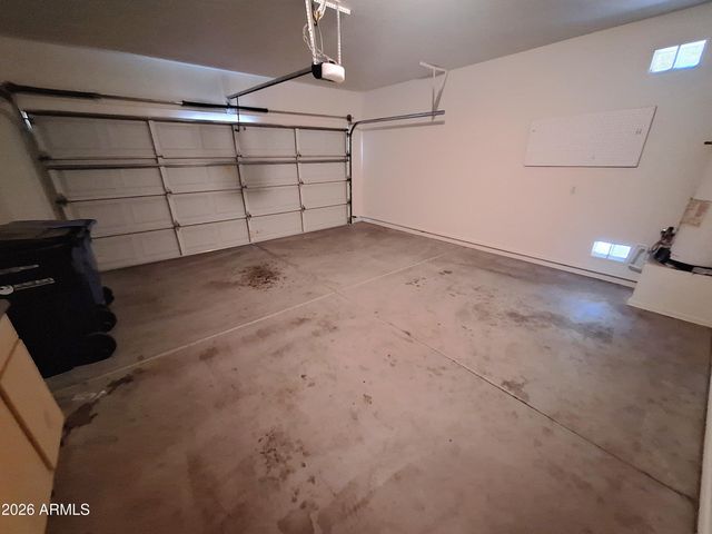 3307 E FREMONT Road, Phoenix, AZ 85042