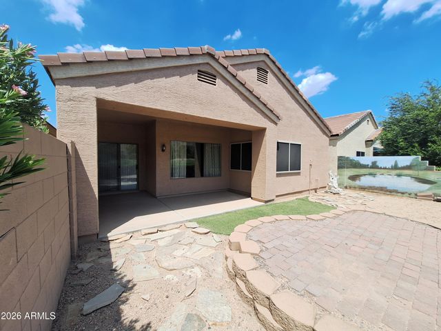 3307 E FREMONT Road, Phoenix, AZ 85042