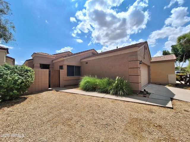 3307 E FREMONT Road, Phoenix, AZ 85042