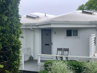 35 Library Avenue 8U, Westhampton Beach, NY 11978