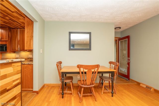 6149 Elk Road, Canfield, OH 44406