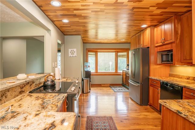 6149 Elk Road, Canfield, OH 44406