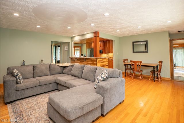 6149 Elk Road, Canfield, OH 44406