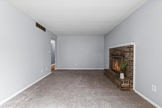 1491 S PECOS AVE, Columbia, MO 65201