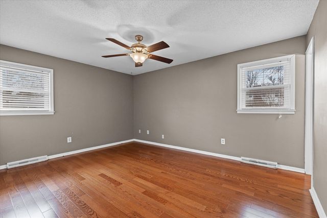 1491 S PECOS AVE, Columbia, MO 65201