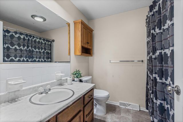 1491 S PECOS AVE, Columbia, MO 65201