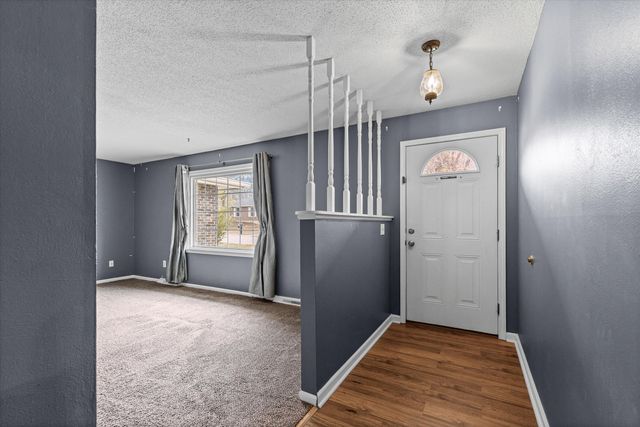 1491 S PECOS AVE, Columbia, MO 65201