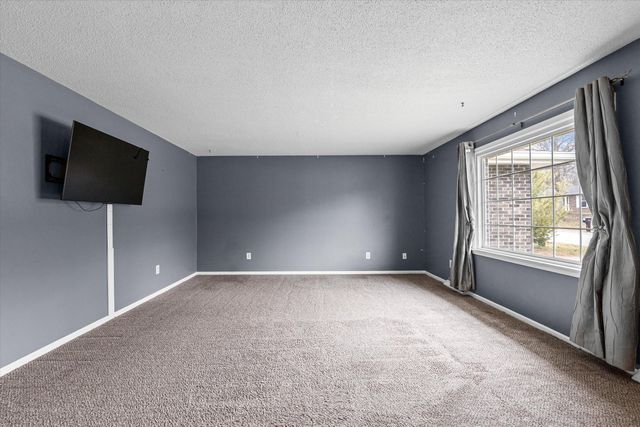 1491 S PECOS AVE, Columbia, MO 65201