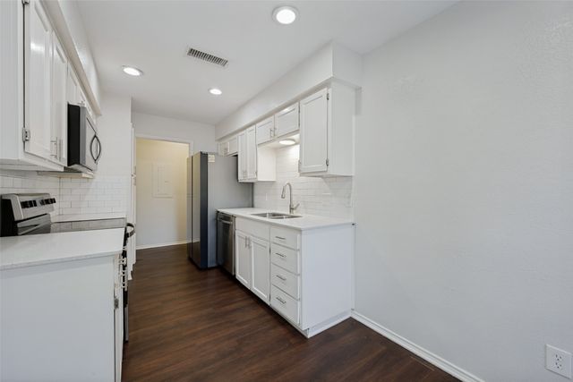 117 Peachtree Court C, Kennedale, TX 76060
