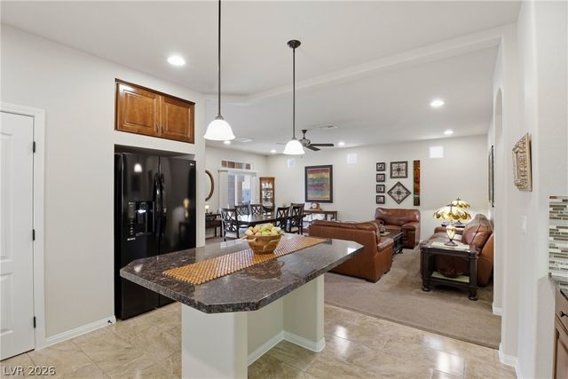 7258 Shannon Ridge Court, Las Vegas, NV 89118
