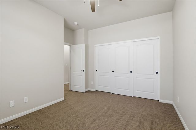 7258 Shannon Ridge Court, Las Vegas, NV 89118