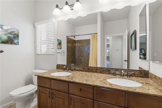 7258 Shannon Ridge Court, Las Vegas, NV 89118