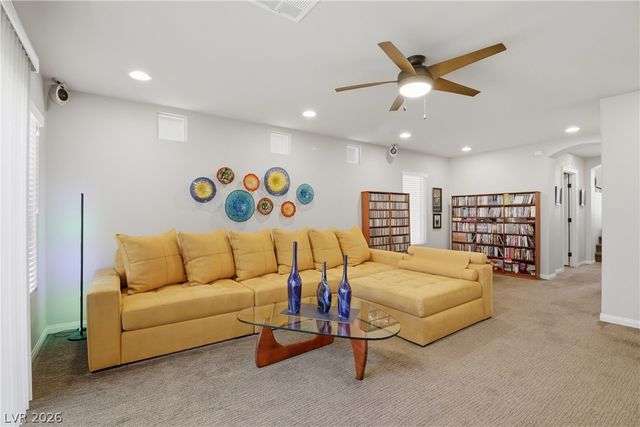 7258 Shannon Ridge Court, Las Vegas, NV 89118