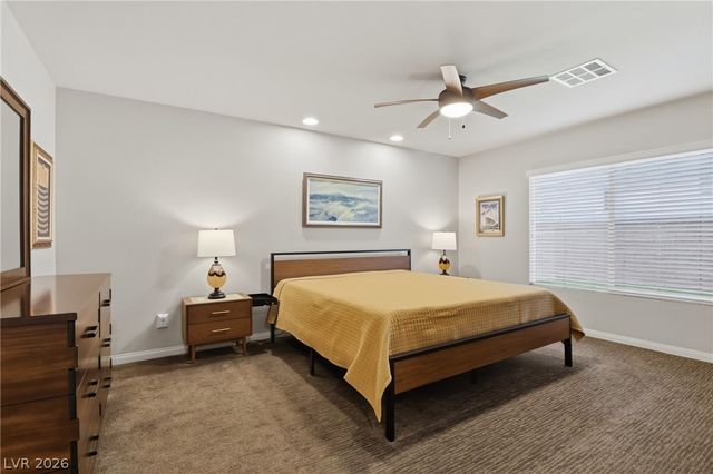 7258 Shannon Ridge Court, Las Vegas, NV 89118