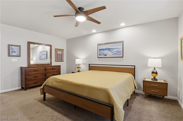 7258 Shannon Ridge Court, Las Vegas, NV 89118