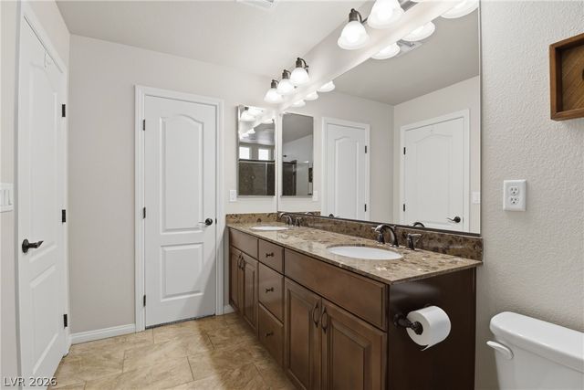 7258 Shannon Ridge Court, Las Vegas, NV 89118