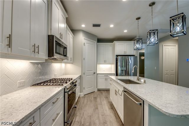 11759 Solano DR, Fort Myers, FL 33966