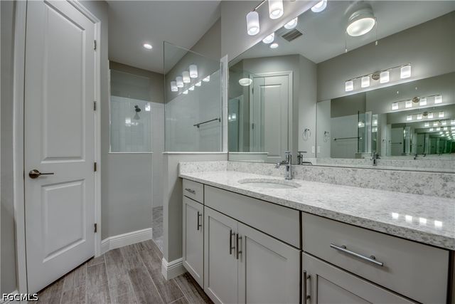 11759 Solano DR, Fort Myers, FL 33966