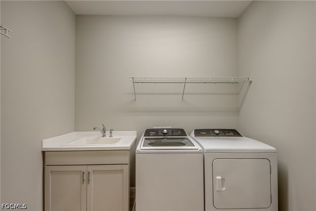 11759 Solano DR, Fort Myers, FL 33966