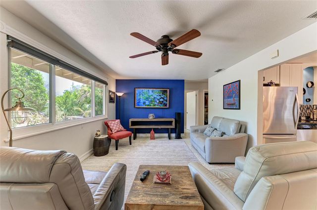 2616 WOOD STREET, Sarasota, FL 34237