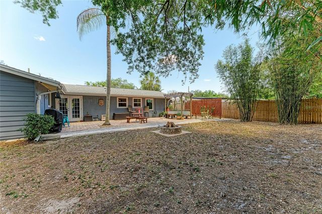 2616 WOOD STREET, Sarasota, FL 34237