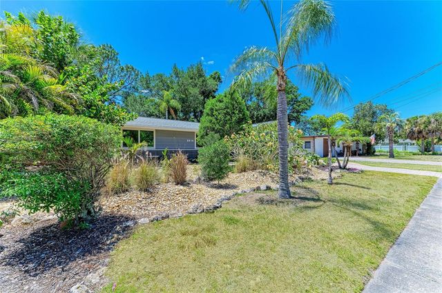 2616 WOOD STREET, Sarasota, FL 34237