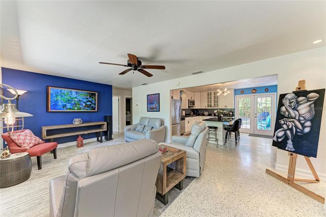 2616 WOOD STREET, Sarasota, FL 34237