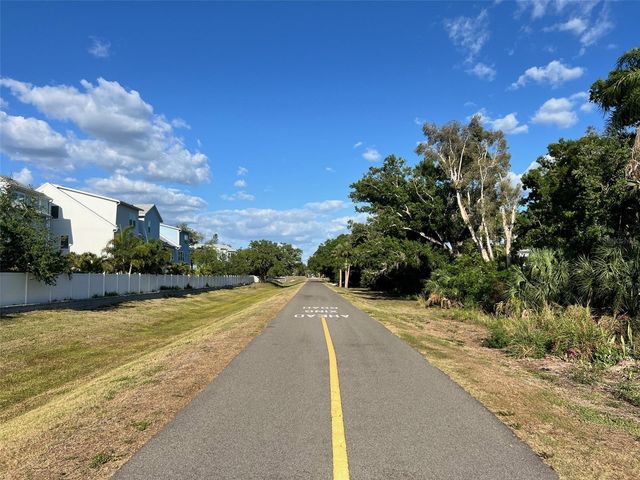 2616 WOOD STREET, Sarasota, FL 34237