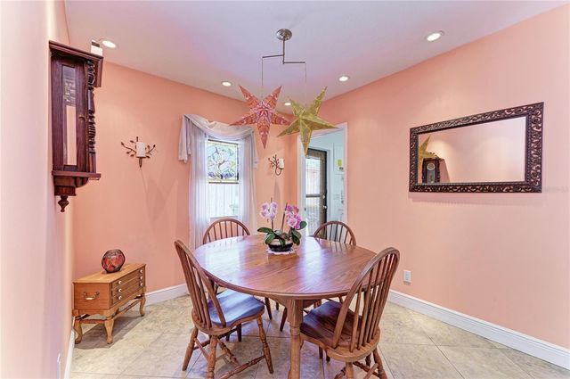 2616 WOOD STREET, Sarasota, FL 34237