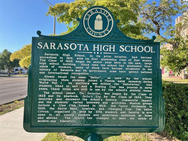 2616 WOOD STREET, Sarasota, FL 34237