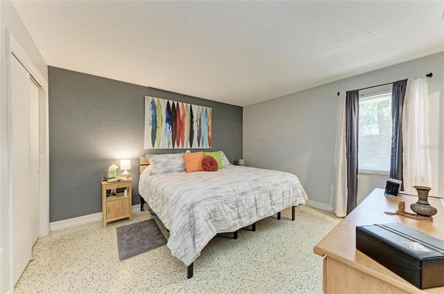 2616 WOOD STREET, Sarasota, FL 34237