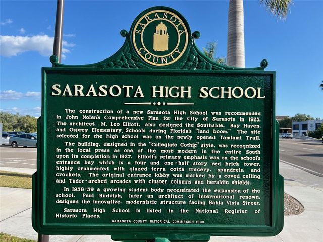 2616 WOOD STREET, Sarasota, FL 34237