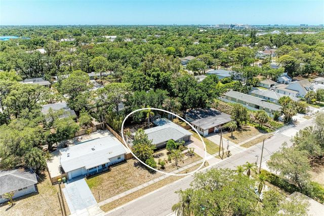 2616 WOOD STREET, Sarasota, FL 34237