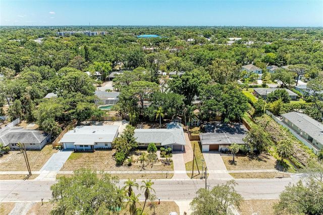 2616 WOOD STREET, Sarasota, FL 34237