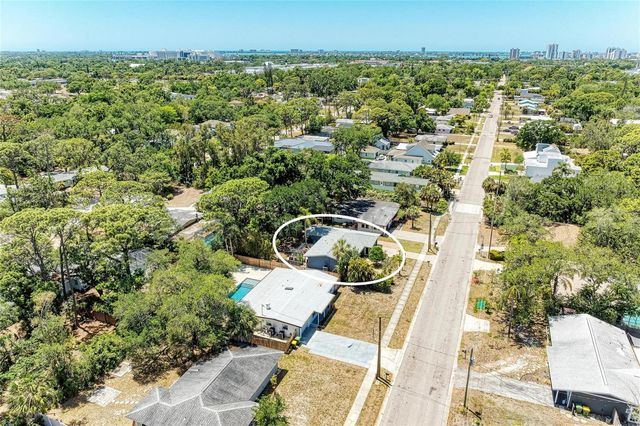 2616 WOOD STREET, Sarasota, FL 34237