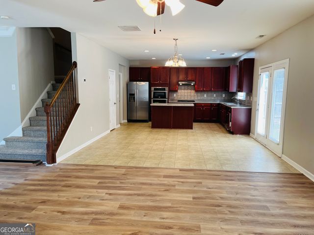 113 Westminister Way, Newnan, GA 30263