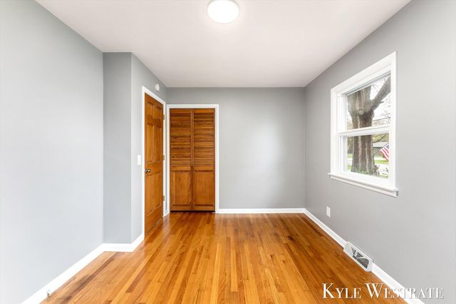 230 California Avenue, North Muskegon City, MI 49445