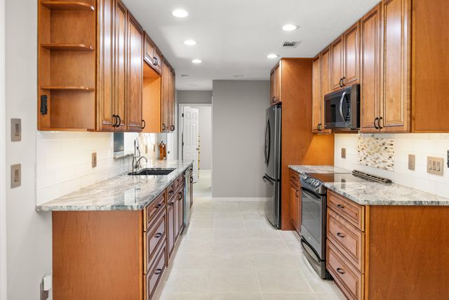 1155 SW Hutchins Street, Port St. Lucie, Port St Lucie, FL 34983