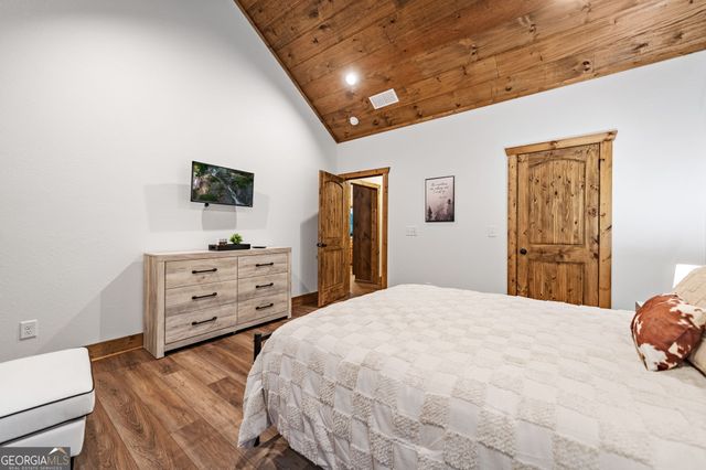 235 W Conasauga Creek, Ellijay, GA 30540