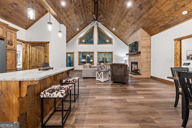 235 W Conasauga Creek, Ellijay, GA 30540