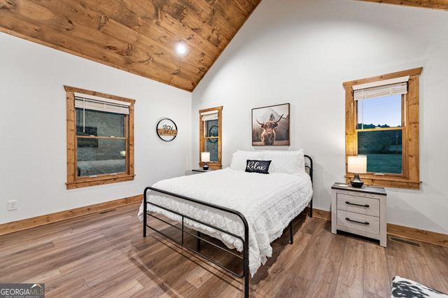 235 W Conasauga Creek, Ellijay, GA 30540