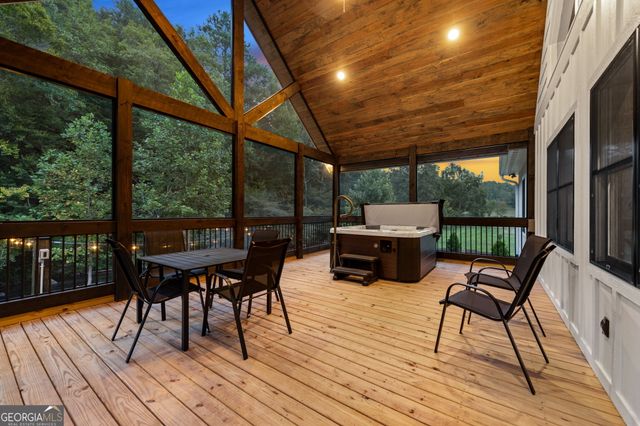 235 W Conasauga Creek, Ellijay, GA 30540