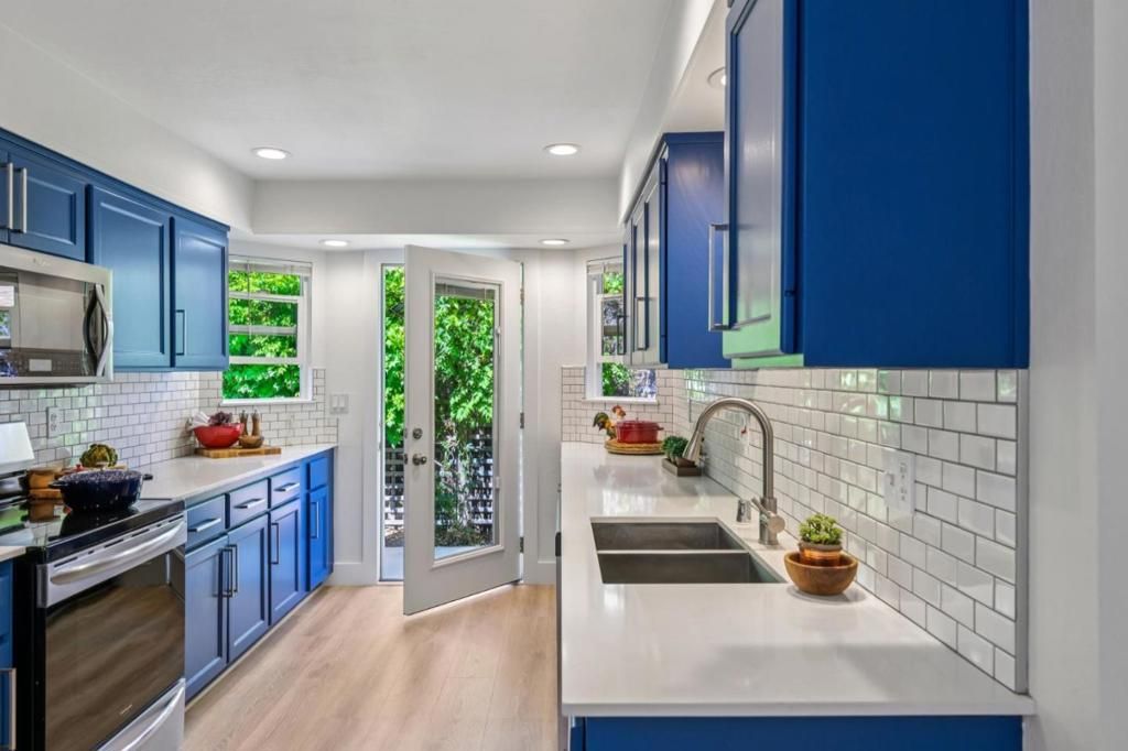 Image 16 of property listing at 4220 Trotter Street, Capitola, CA 95010