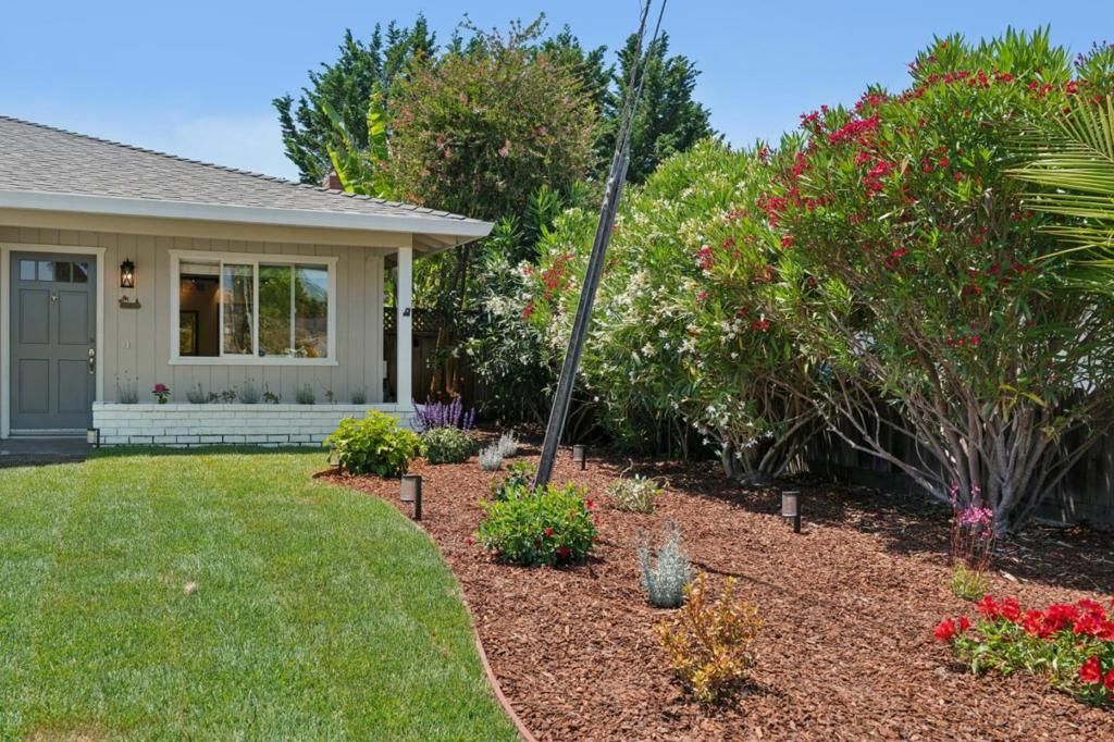 Image 6 of property listing at 4220 Trotter Street, Capitola, CA 95010