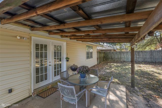 10112 Freedoms Way, Keithville, LA 71047